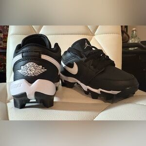 Jordan 1 Low Youth Cleats Black and White